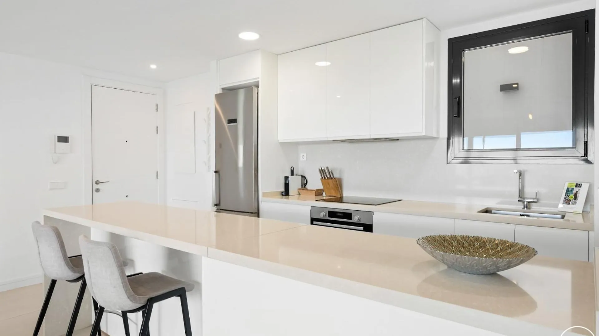 Vivi Homes - Boa Pool, Jacuzzi, Terrace & Sea View Fuengirola Spain